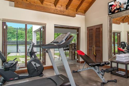 canoe_cove_villa_29